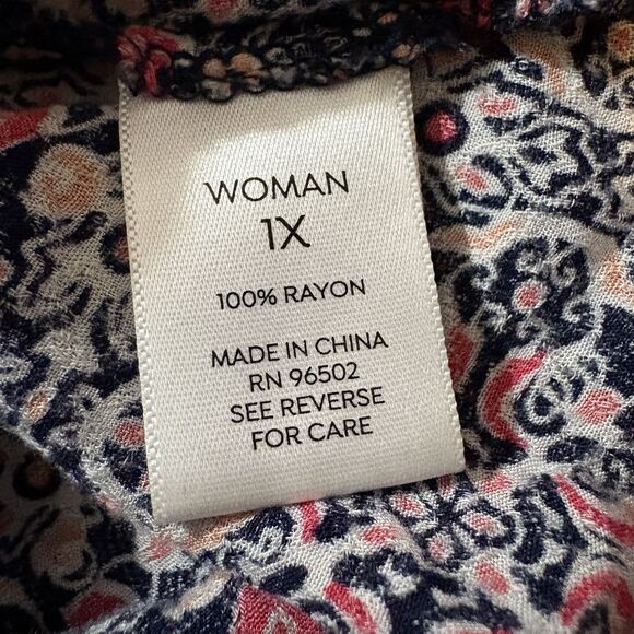 Westport Blouse Women's 1X Boho Floral Long Sleeve Button Front Tunic Top - Picture 12 of 16